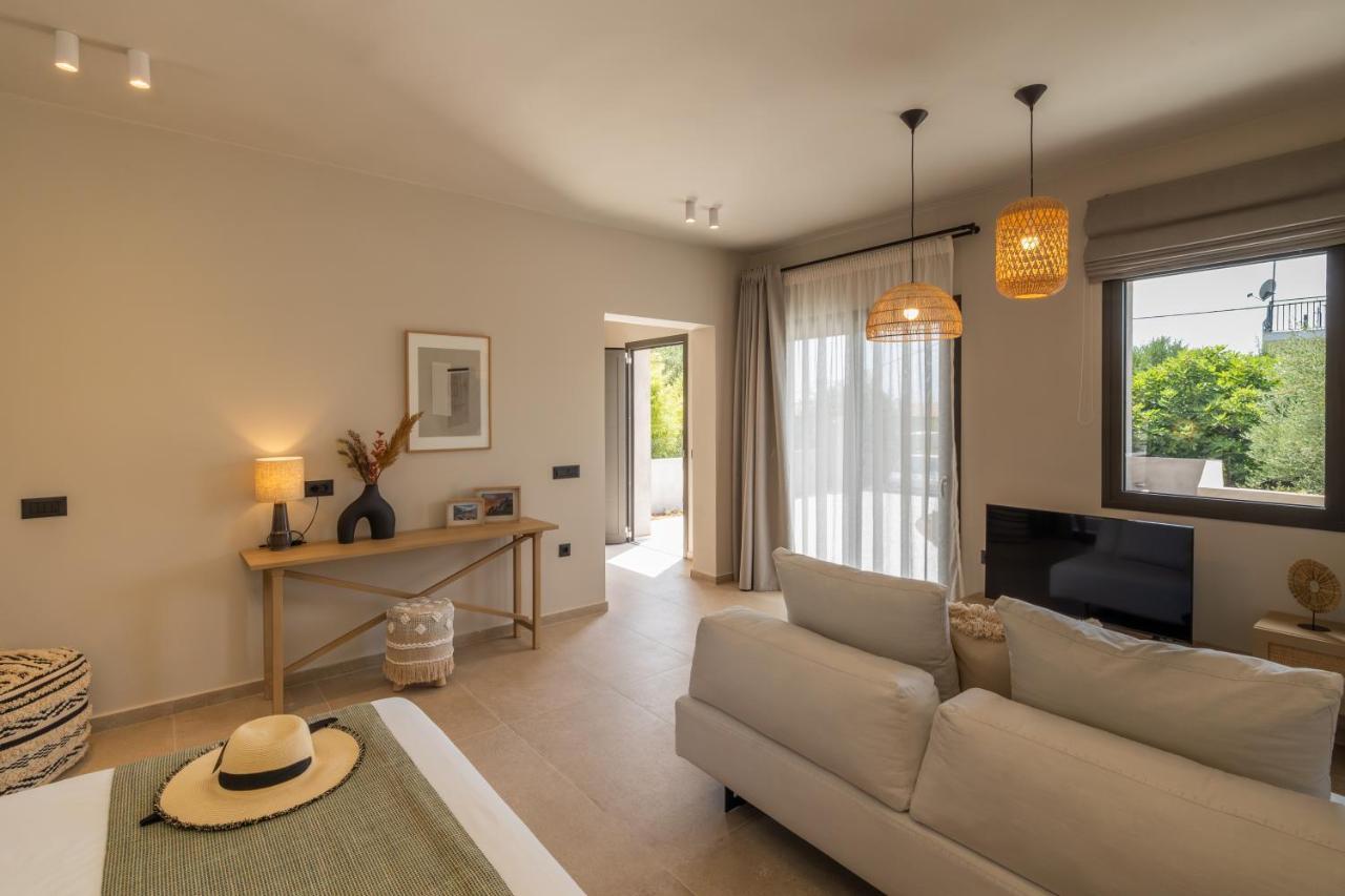 Topos Suites Lassi  Exterior foto